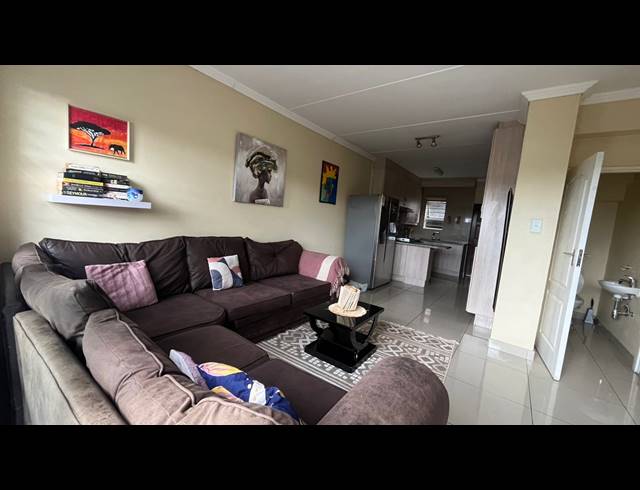 2 BEDROOM TOWNHOUSE FOR SALE IN MAYBERRY PARK